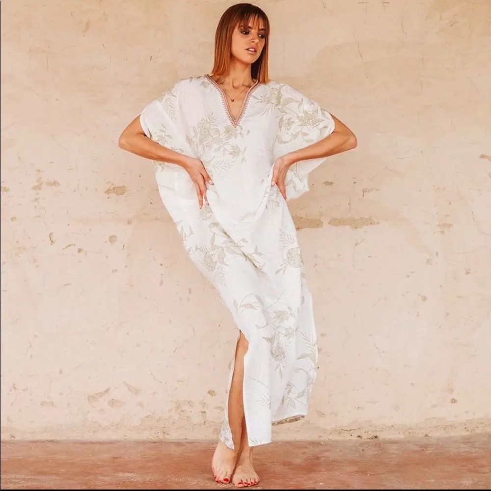 Moroccan caftan relaxed fit.